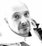 Daniel22b12 - 44 Jahre