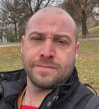 Benjamin235 - 43 Jahre